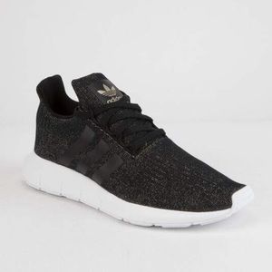Adidas swift run women’s